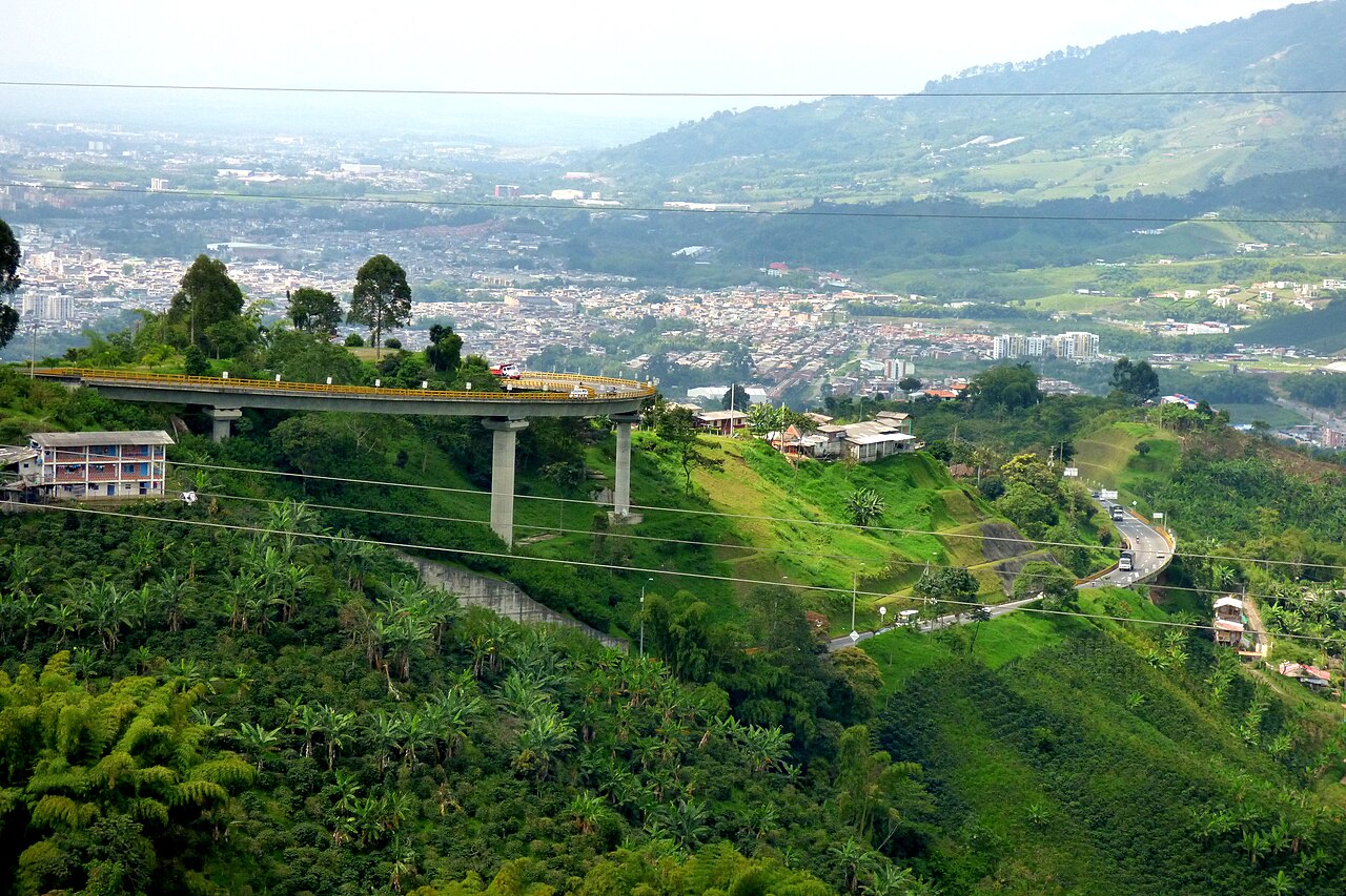 Vista de Dosquebradas desde el alto del Boquerón